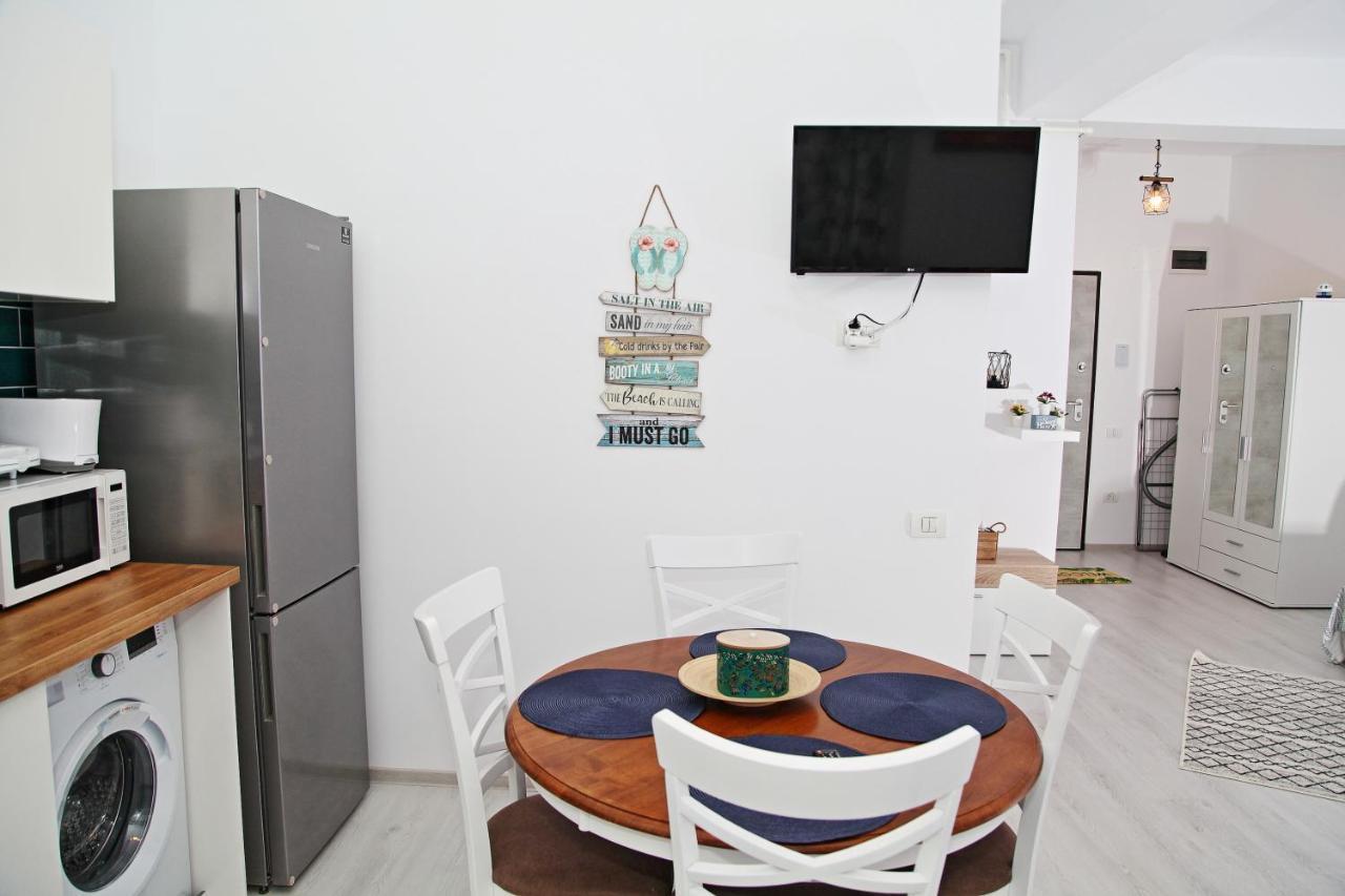 Beach Breeze Residence Năvodari Esterno foto